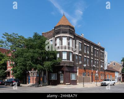 Bâtiments résidentiels dans le quartier de Pilsen Banque D'Images