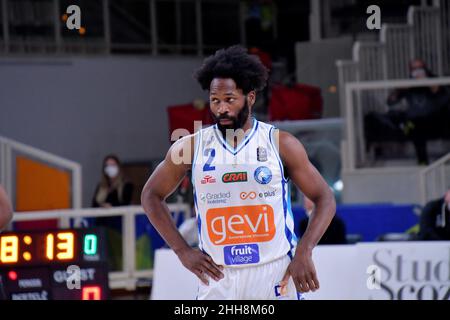 Trento, Italie.23rd janvier 2022.Jeremy Pargo (Panier Gevi Napoli) pendant Dolomiti Energia Trentino vs GeVi Napoli, Italien Basketball A Serie Championship à Trento, Italie, janvier 23 2022 crédit: Independent photo Agency/Alay Live News Banque D'Images