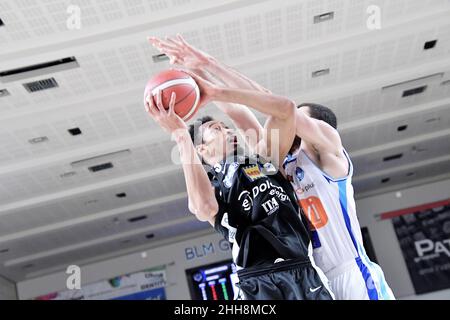 Trento, Italie.23rd janvier 2022.Jonathan Williams (Dolomiti Energia Trentino) pendant Dolomiti Energia Trentino vs GeVi Napoli, Italien Basketball A Serie Championship à Trento, Italie, janvier 23 2022 crédit: Independent photo Agency/Alay Live News Banque D'Images