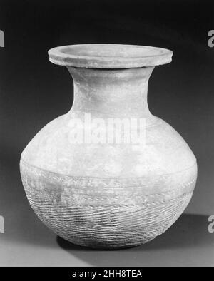 JAR (Hu) 5th–3rd siècle C.-B. Chine.JAR (Hu).Chine.5th–3rd siècle C.-B..Faïence avec repères en corde.Dynastie Zhou orientale, période des États de guerre (475–221 B.C).Céramique Banque D'Images