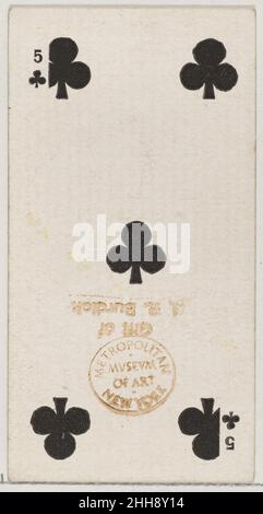Cinq clubs (noirs) de la série cartes à jouer (N84) pour les cigarettes de marque Duke 1888 émises par W. Duke, Sons & Co. Cartes professionnelles américaines de la série cartes à jouer (N84), émises dans un jeu de 53 cartes en 1888 pour promouvoir les cigarettes de marque W. Duke Sons & Co.Les versos affichent un motif fleuri abstrait assorti.Le Joker et l'As des pique présentent une annonce pour les cigarettes de marque Duke.Outre les cigarettes de Duke, le même jeu de cartes à jouer a également été libéré pour promouvoir les cigarettes turques Cross Cut.Cinq clubs (noir), de la série de cartes à jouer (N84) pour les cigarettes de marque Duke.1888. Comm Banque D'Images