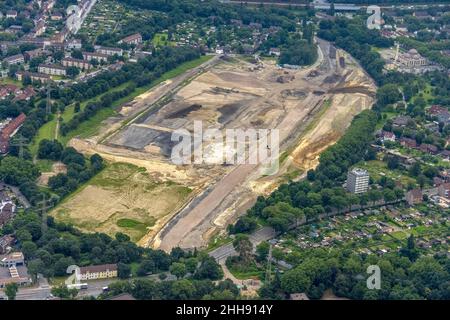 Vue aérienne, zone commerciale de revitalisation des friches industrielles Friedrich-Park, artère planifiée, mosquée DITIB Merkez, Marxloh, Duisburg, région de Ruhr,Nord R Banque D'Images