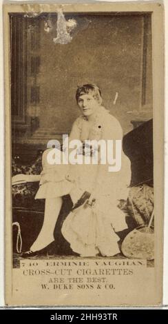 Carte numéro 740, Erminie Vaughan, de la série acteurs et actrices (N145-3) émise par Duke Sons & Co. Pour promouvoir les cigarettes Cross Cut 1880s émises par W. Duke, Sons & Co. Cartes professionnelles de l'ensemble « acteurs et actrices » (N145-3),Publié en 1880s par W. Duke Sons & Co. Pour promouvoir les cigarettes Cross Cut.Il existe huit sous-ensembles de la série N145.Divers sous-ensembles arborent différents modèles de cartes et font également la promotion de différentes marques de tabac représentées par W. Duke Sons & Company.Cette carte provient du troisième sous-ensemble, N145-3.Notez que les noms des acteurs sont orthographiés différemment sur les cartes dans l'ensemble et le sont Banque D'Images