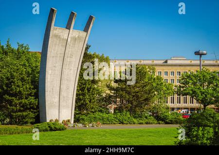 Mémorial du pont aérien de Berlin, ancien aéroport de Tempelhof, Berlin, Allemagne, monument commémorant le pont aérien de 1948–49 Banque D'Images