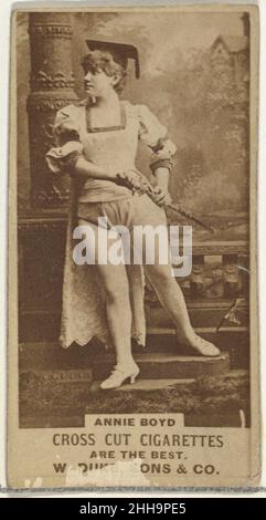 Annie Boyd, de la série Actors and Actresses (N145-3) de Duke Sons & Co. Pour promouvoir les cigarettes Cross Cut 1880s émises par W. Duke, Sons & Co. Cartes professionnelles de l'ensemble « Actors and Actresses » (N145-3),Publié en 1880s par W. Duke Sons & Co. Pour promouvoir les cigarettes Cross Cut.Il existe huit sous-ensembles de la série N145.Divers sous-ensembles arborent différents modèles de cartes et font également la promotion de différentes marques de tabac représentées par W. Duke Sons & Company.Cette carte provient du troisième sous-ensemble, N145-3.Notez que les noms des acteurs sont orthographiés différemment sur les cartes dans l'ensemble et ne sont pas fiables pour ac Banque D'Images