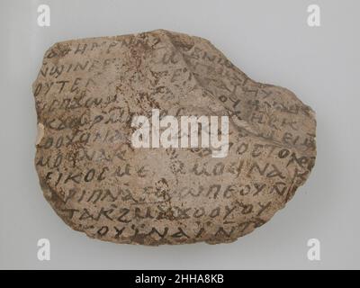 Ostrakon 600 Coptic.Ostrakon.Copte.600. Calcaire avec inscription à l'encre.Fabriqué à Thèbes, Égypte byzantine.Céramique Banque D'Images