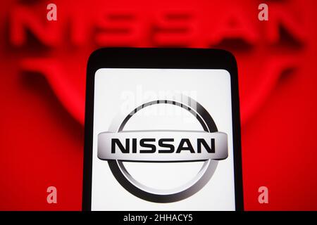 Ukraine.23rd janvier 2022.Dans cette illustration, un logo Nissan Motor Corporation apparaît sur l'écran d'un smartphone.(Photo de Pavlo Gonchar/SOPA Images/Sipa USA) crédit: SIPA USA/Alay Live News Banque D'Images