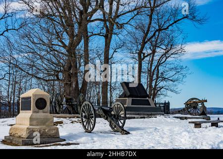 Monuments près de Copse of Trees, High Water Mark, Gettysburg National Military Park, Pennsylvanie, Etats-Unis Banque D'Images