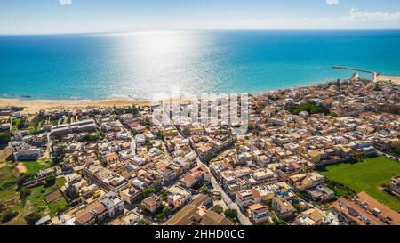 Panorama incroyable de Donnalucata d'en haut, Scicli, Ragusa, Sicile, Italie,Europe Banque D'Images