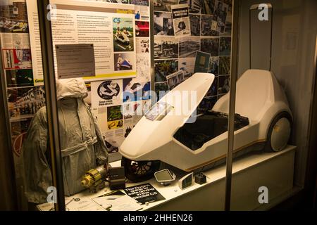 Royaume-Uni, pays de Galles, Merthyr Tydfil, Château de Cyfartha, Musée,Vélo Sinclair C5 fabriqué à l'usine Hoover locale Banque D'Images