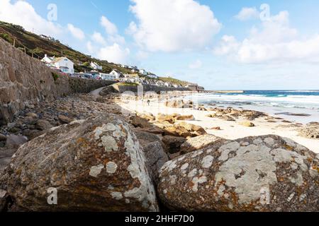 Plage de Sennen, Sennen Cornwall, Sennen UK, rochers sur la plage, ville de Sennen Cornwall,plage, Cornish, plages, côte, littoral,littoral, mer, Banque D'Images