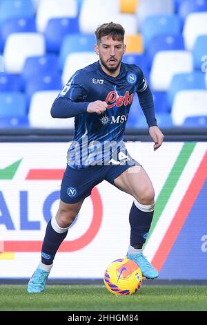 Naples, Italie.23rd janvier 2022.Dries Mertens de SSC Napoli pendant la série Un match entre Napoli et US Salernitana 1919 au Stadio Diego Armando Maradona, Naples, Italie le 23 janvier 2022.Credit: Giuseppe Maffia/Alay Live News Banque D'Images