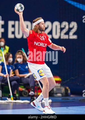 BUDAPEST, HONGRIE - JANVIER 24: Mikkel Hansen du Danemark pendant le match du groupe principal de l'EHF Euro 2022 entre le Danemark et les pays-Bas au MVM Dome le 24 janvier 2022 à Budapest, Hongrie (photo de Henk Seppen/Orange Pictures) Banque D'Images