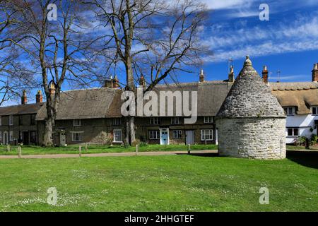 Le village vert au village de Harrold, comté de Bedfordshire, Angleterre, Royaume-Uni Banque D'Images