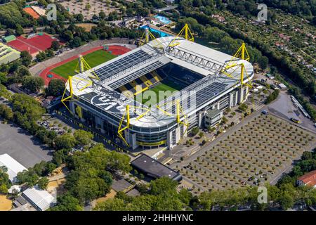 Vue aérienne, stade signal Iduna Park, BVB, stade Bundesliga, Dortmund, Rhénanie-du-Nord-Westphalie, Allemagne,vue aérienne, photographie aérienne, vue d'ensemble, Banque D'Images