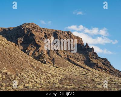 Teno, nord-ouest de Ténérife - péninsule avec phare, baie de pêche et baignade et plage, rochers et promenades en montagne.Teno Alto montagnes. Banque D'Images