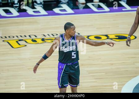 Sacramento Kings Guard de'Aaron Fox (5) communique avec ses coéquipiers lors du match NBA entre les Houston Rockets et Sacarmento Kings le vendredi 14 janvier 20 Banque D'Images