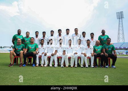 Chittagong, Bangladesh.07th septembre 2017.L'équipe de cricket du Bangladesh pose pour photographie lors du match d'essai de 2nd entre l'Australie et le Bangladesh au stade Zohur Ahmed Chowdhury.L'Australie a gagné par 7 bickets (photo de MD Manik/SOPA Images/Sipa USA) crédit: SIPA USA/Alay Live News Banque D'Images