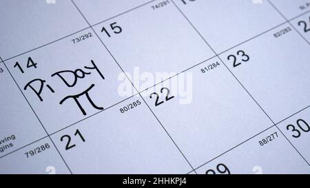 Pi Journée marquée sur un calendrier - une célébration annuelle de la constante mathématique π (Pi).Le jour de la PI est observé le 14 mars pour les trois premiers chiffres Banque D'Images