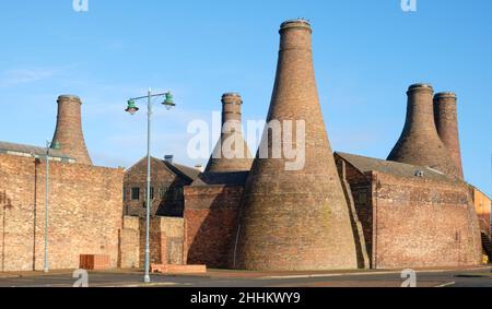 Stoke, Staffordshire, Angleterre, Grande-Bretagne, janvier 9th 2022. Vue sur les fours à bouteilles à la poterie Gladstone. Banque D'Images