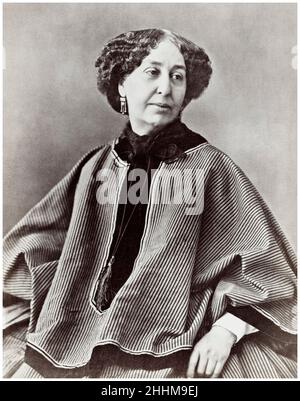 George Sand (Amantine Lucile Aurore Dupin), (1804-1876), romancier, écrivain et journaliste français, photographie de portrait de Felix Nadar, 1864 Banque D'Images