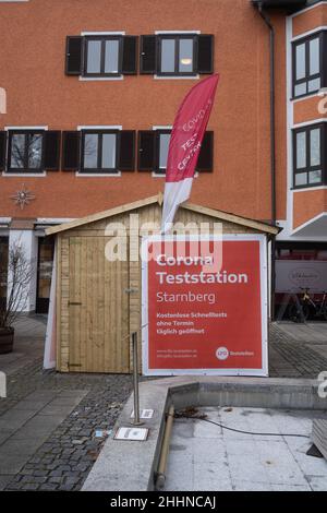 Covid-19 Rapid test Centre situé à côté de la gare de Starnberg, en Bavière, le 25 janvier 2022.Tandis que les infections Covid augmentent rapidement en raison de la variante Omicron.(Photo par Alexander Pohl/Sipa USA) Banque D'Images