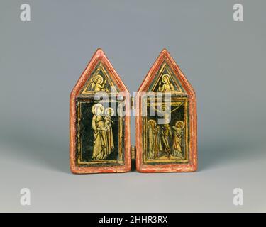 Diptyque dévotionnelle avec l'Annonciation, la Vierge et l'enfant, et la Crucifixion 1400–1425 Italien.Diptyque dévotionnelle avec l'Annonciation, la Vierge et l'enfant, et la Crucifixion.Italien.1400–1425.Verre aggloméré, bois, gesso, tempera.Fabriqué à Padoue (?), Italie.Verre-verré églomique Banque D'Images