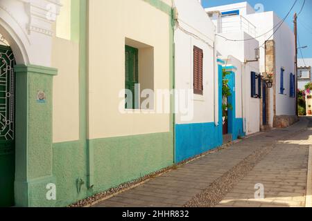 Logements traditionnels et rues à Rhodes Koskinou en Grèce Banque D'Images