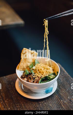 bol de nouilles au restaurant thaïlandais Banque D'Images