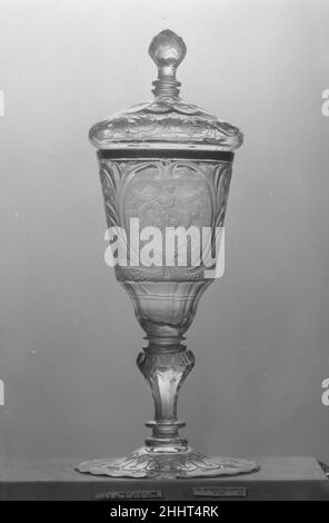 Gobelet debout avec couvercle 1755–65 allemand, Silésie.Cuvette debout avec couvercle.Allemand, Silésie.1755–65.Verre.Verre Banque D'Images