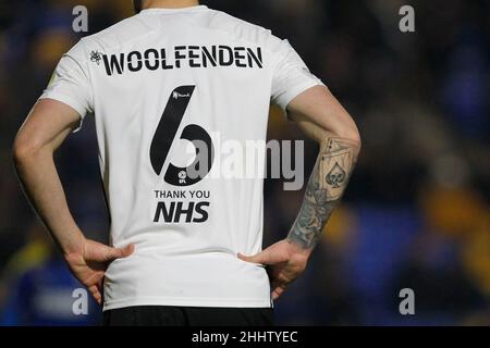 Londres, Royaume-Uni.25th janvier 2022.Luke Woolfenden d'Ipswich Town lors du match EFL Sky Bet League 1 entre AFC Wimbledon et Ipswich Town à Plough Lane, Londres, Angleterre, le 25 janvier 2022.Photo de Carlton Myrie.Utilisation éditoriale uniquement, licence requise pour une utilisation commerciale.Aucune utilisation dans les Paris, les jeux ou les publications d'un seul club/ligue/joueur.Crédit : UK Sports pics Ltd/Alay Live News Banque D'Images