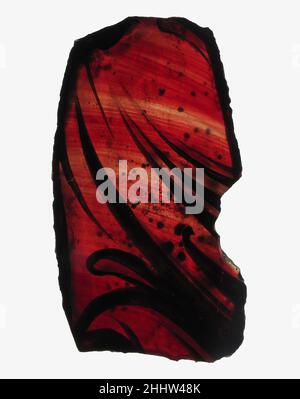 Fragment de verre 15th siècle européen.Fragment de verre.Européen.15th siècle.Pot en verre métallique.Vitraux Banque D'Images