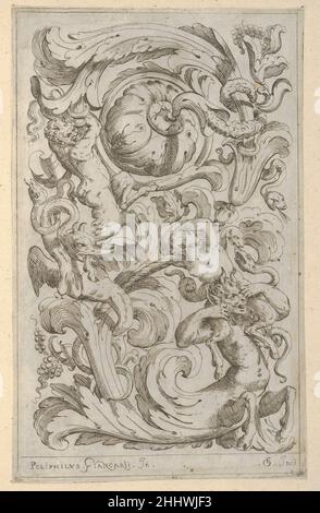 Disegni Varii di Polifilo Zancarli 1628 avant Polifilo Giancarli Italien panneau vertical avec un acanthus rinceau avec diverses figures interspersonées entre les rouleaux.Le renceau ressort du corps inférieur d'une figure satyr hybride en bas à droite.Il porte une femme satyr sur ses épaules tandis qu'elle tient sur le scroll acanthus.Dans le défilement, une créature fantastique volante avec un long cou, deux serpents et un autre satyr peut être noté.Disegni Varii di Polifilo Zancarli 410947 Banque D'Images