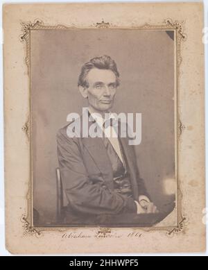 Abraham Lincoln 20 mai 1860 William Marsh American cette photographie, faite à Springfield, Illinois, le 20 mai 1860,A été le premier portrait pris d'Abraham Lincoln après qu'il ait reçu la nomination pour président à la Convention nationale républicaine à Chicago.C'est l'une des cinq photos prises par William Marsh pour Marcus L. Ward, un délégué de Newark, New Jersey.Bien que beaucoup dans l'est aient lu les discours passionnés de Lincoln, peu avaient vu le sénateur de l'Illinois.À cinquante et un ans, Lincoln apparaît beaucoup plus jeune dans cette photo, innocent encore de la grande péage Banque D'Images