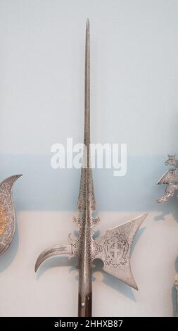 Halberd de Johann Georg I de Saxe (1585-1656) en tant qu'administrateur de l'épiscopat de Meresburg en date de 1609 allemand cette arme du personnel a été portée par les gardes du corps des Prince-Electors de Saxe.Halberd de Johann Georg I de Saxe (1585–1656) en tant qu'administrateur de l'épiscopat de Meresburg 22194 Banque D'Images