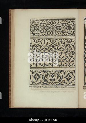 Livre de Moresques, page 10 (verso) 1546 Francesco di Pellegrino Italien ce livre de moresques reproduit des dessins de l'artiste italien Francesco Pellegrino, publié pour la première fois sous forme de livre par l'artiste à Paris en 1530 sous le titre la Fleur de la Science de Pourtraiture.Il est considéré comme la première publication élaborée à introduire les dessins exotiques en Europe de l'Ouest, bien que l'ornement ait été connu déjà par l'importation de textiles et d'autres objets du proche-Orient.La publication de l'ornement dans les livres et les imprimés a énormément augmenté l'intérêt de l'artiste natif et il bientôt b Banque D'Images