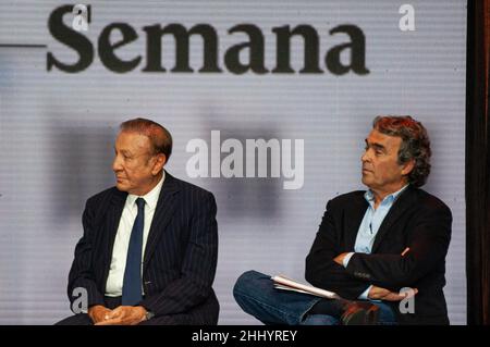 (De gauche à droite) Rodolfo Hernandez, candidat indépendant et Sergio Fajardo de l'alliance 'Coalicion Centro Esperanza' pendant la première présidentielle Banque D'Images