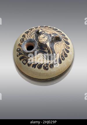 Poterie mycénienne - pot à étrier en terre cuite avec motifs en forme de goutte d'eau répétés de Tomb 3, 1350 - 1300 BC, cimetière Mycénéen d'Asine.Nafplio Archéol Banque D'Images