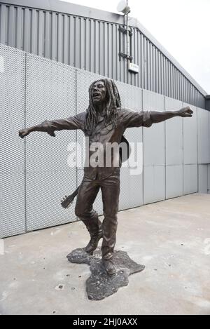 Statue de Bob Marley, Baltic Triangle, Liverpool, Royaume-Uni.La statue de sept pieds de haut, d'Andy Edwards, a été commandée par le positive vibration Festival in Hon Banque D'Images