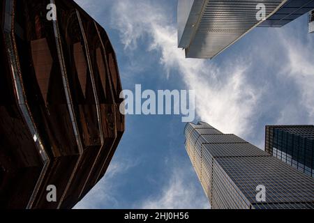 New York: Le navire inmitten der neuen Shopping Mall à Hudson yards Banque D'Images