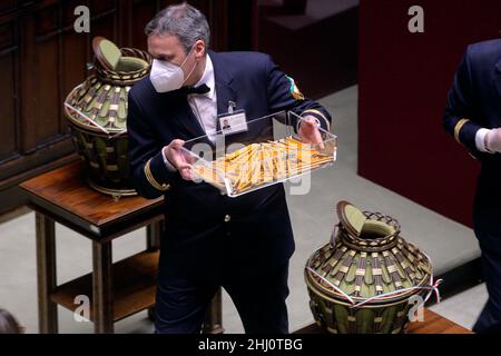 Rome, Italie.26th janvier 2022.Troisième session de vote du nouveau Président de la République italienne à la Chambre des députés en séance plénière.Rome (Italie), 26 janvier 2022Photo Pool Stefano Carofei Insidefoto Credit: Insidefoto srl/Alay Live News Banque D'Images