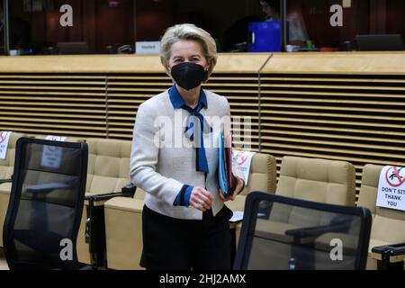 Bruxelles, région de Bruxelles-capitale, Belgique.26th janvier 2022.Ursula VON DER LEYEN, présidente de la Commission européenne, lors de la réunion du Collège des commissaires de l'UE au siège de la Commission européenne à Bruxelles, Belgique, le 26 janvier 2021.(Credit image: © Alexandros Mihilidis - Pool via ZUMA Press Wire) Credit: ZUMA Press, Inc./Alamy Live News Banque D'Images