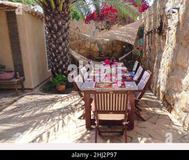 Table pour repas festif, Casa del Aguila, Andalousie, Espagne Banque D'Images