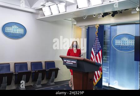 Washington, États-Unis.26th janvier 2022.Jen Psaki, attaché de presse de la Maison-Blanche, prend la parole lors d'une conférence de presse dans la salle de presse de James S. Brady à la Maison-Blanche à Washington, DC, le mercredi 26 janvier 2022.Le secrétaire de presse Psaki a posé des questions sur des sujets tels que la Russie et l'Ukraine, les cyber-attaques et la Cour suprême.Photo de Leigh Vogel/UPI crédit: UPI/Alay Live News Banque D'Images