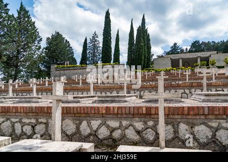 Mignano MonteLungo, Italie.Le cimetière militaire qui contient les restes de 974 soldats italiens morts pendant les combats de mon Banque D'Images