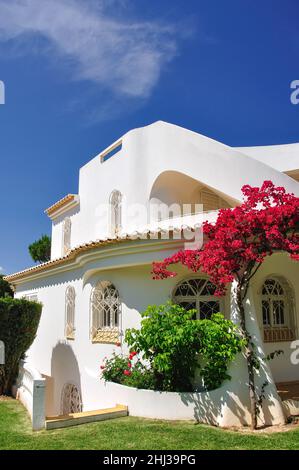 Petite villa, Vilamoura Marina, Vilamoura, région de l'Algarve, Portugal Banque D'Images