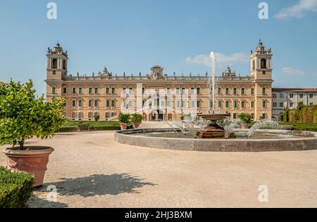 Le parc du Palais Ducal, connu sous le nom de Reggia di Colorno, Émilie-Romagne, Italie Banque D'Images