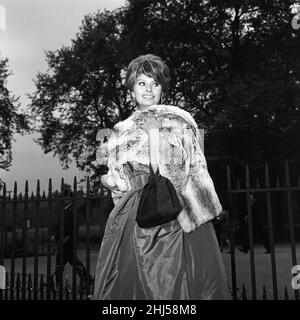 Sophia Loren, qui sera avec Peter Sellers dans la production Dimitri de Grunwald.« The Millionairess » basé sur le jeu de George Bernard Shaw.18th mai 1960. Banque D'Images