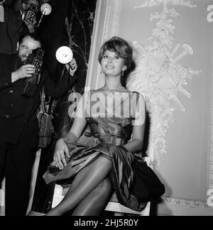 Sophia Loren, qui sera avec Peter Sellers dans la production Dimitri de Grunwald.« The Millionairess » basé sur le jeu de George Bernard Shaw.18th mai 1960. Banque D'Images