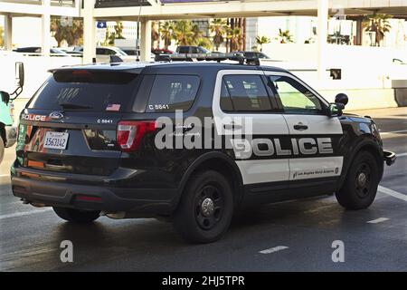 Voiture de police de l'aéroport international de Los Angeles Banque D'Images